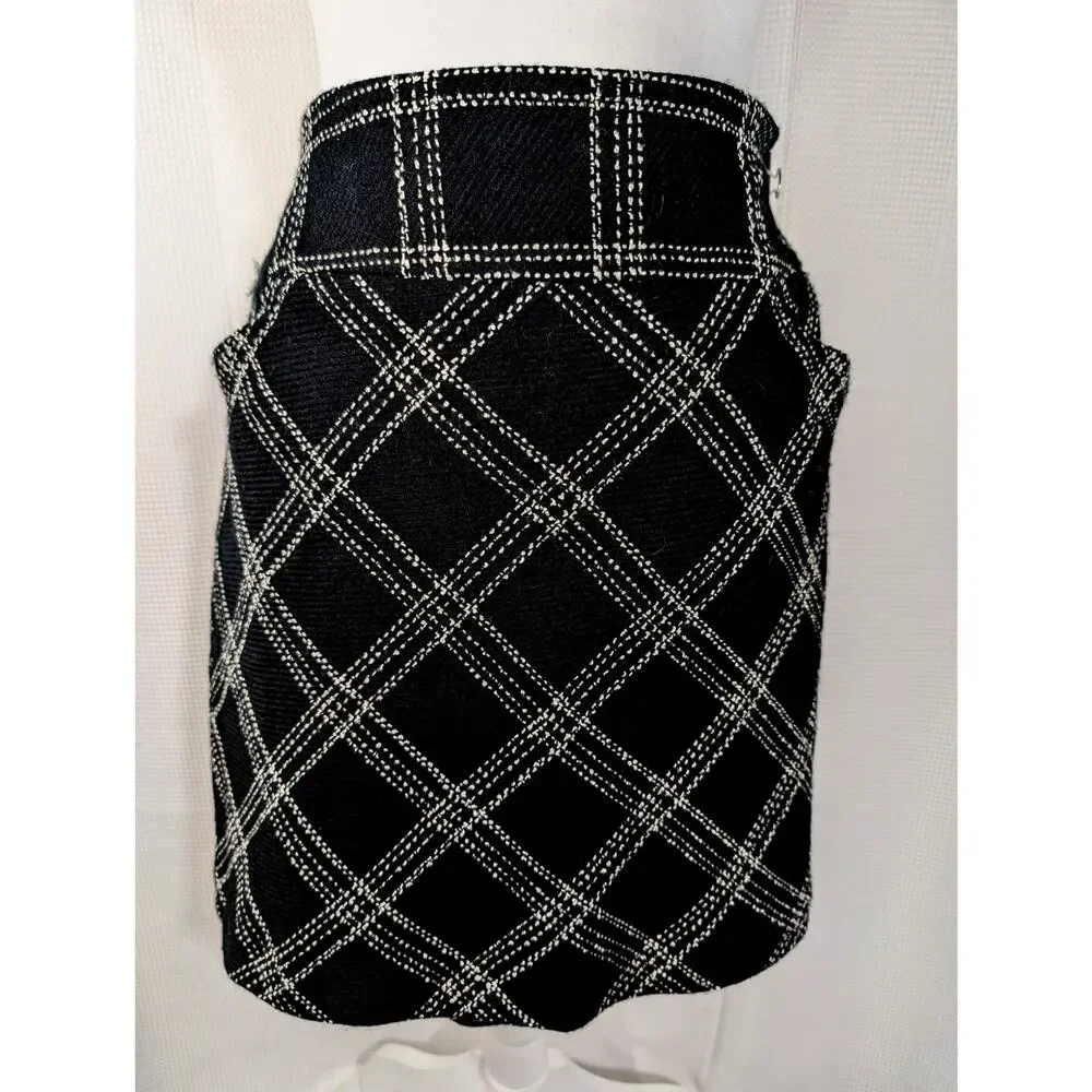 ANN TAYLOR LOFT! RICH BLACK & WHITE PLAID, WIDE WAISTBAND PENCIL STYLE SKIRT! 6 - Picture 4 of 10
